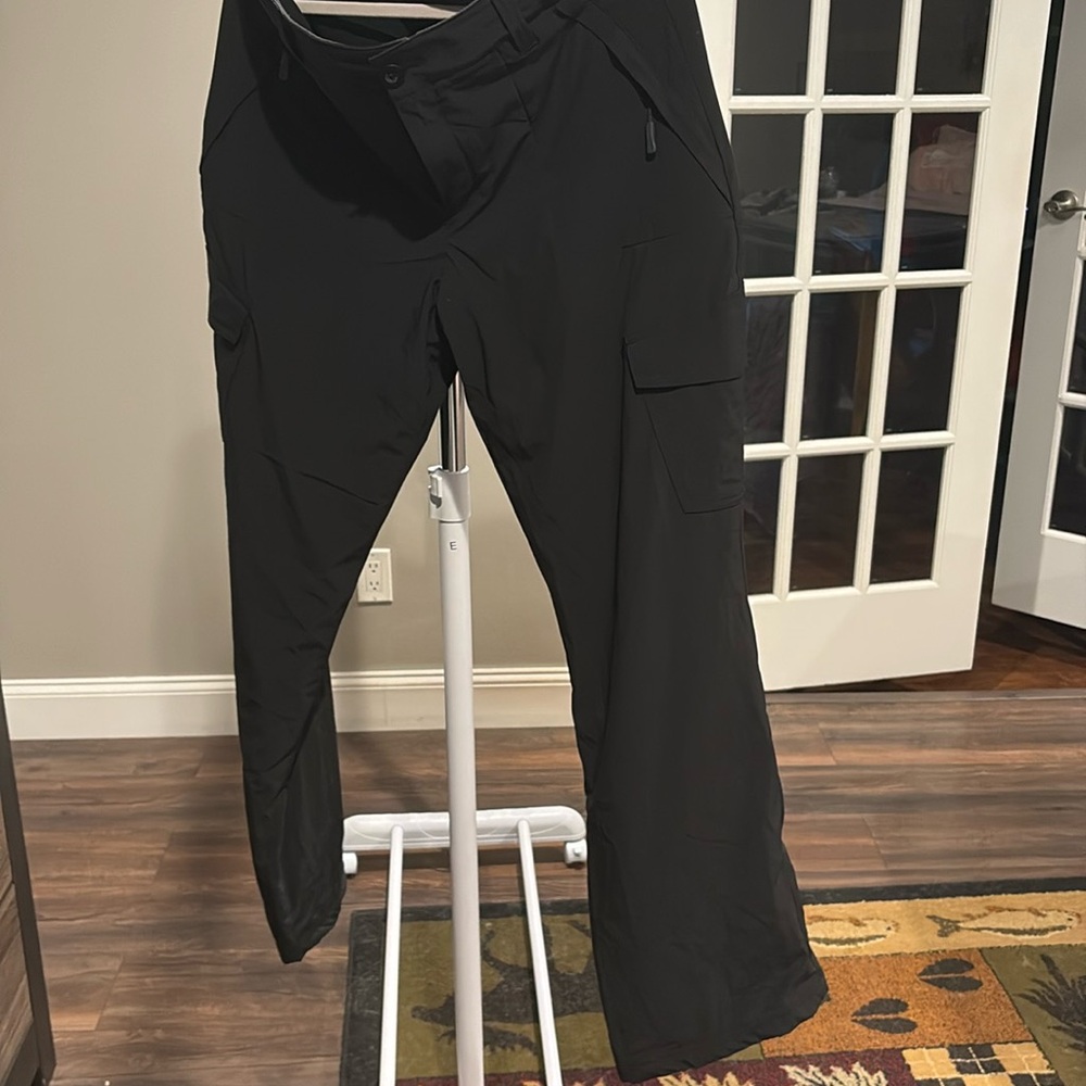 Eddie Bauer women’s black fleece lined winter pants